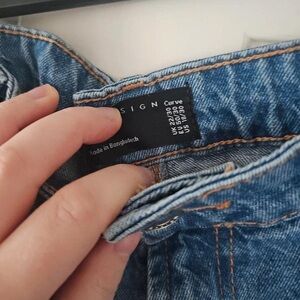 Curve straight leg jeans